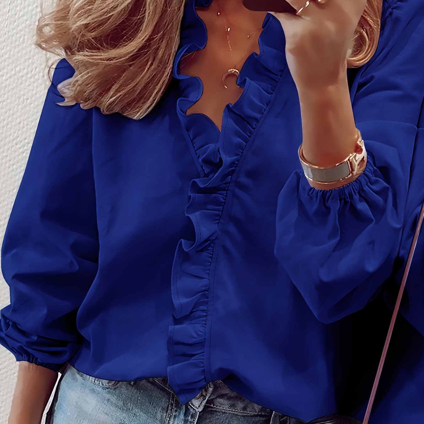 Elodie | Wrinkled V-Neck Blouse